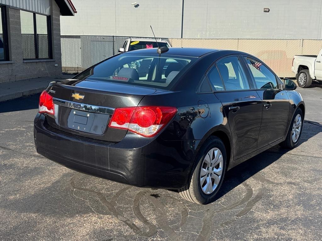 Chevrolet Cruze Limited 4dr Sdn Auto LS 2016