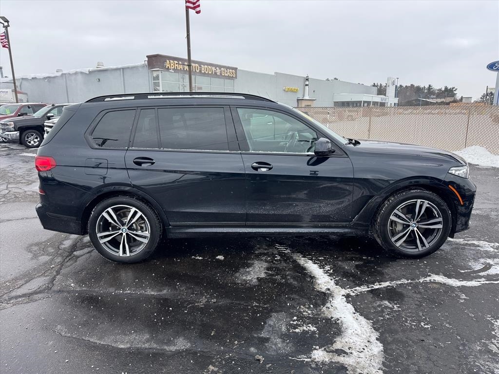 BMW X7 xDrive40i Sports Activity Vehicle 2020