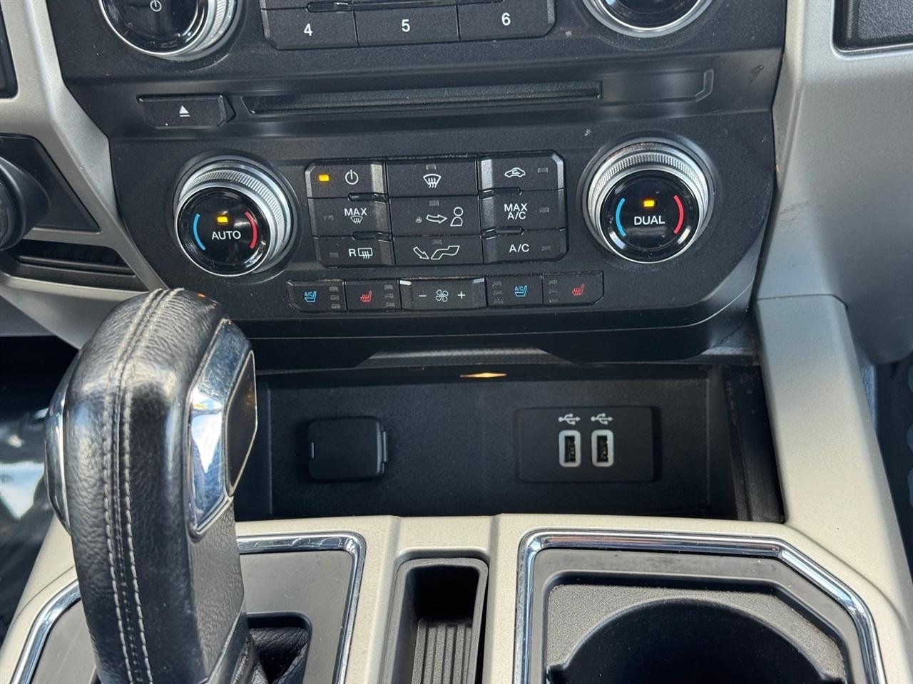 Ford F-150 4WD SuperCrew 145" King Ranch 2016