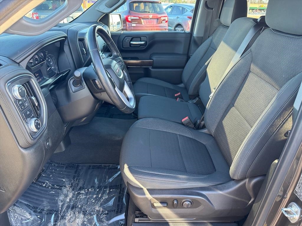 GMC Sierra 1500 4WD Double Cab 147" SLE 2019