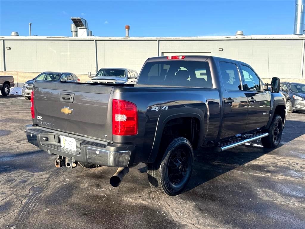 Chevrolet Silverado 2500HD 4WD Crew Cab 153.7" LT 2011