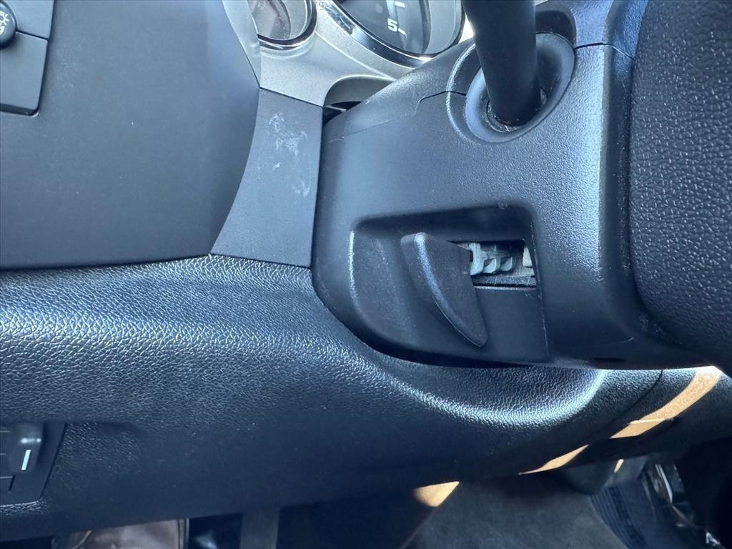 Chevrolet Silverado 2500HD 4WD Crew Cab 153.7" LT 2011