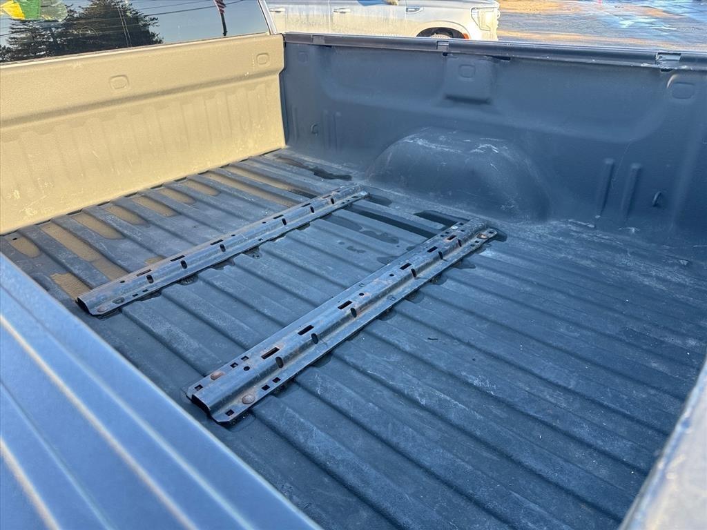 Chevrolet Silverado 2500HD 4WD Crew Cab 153.7" LT 2011