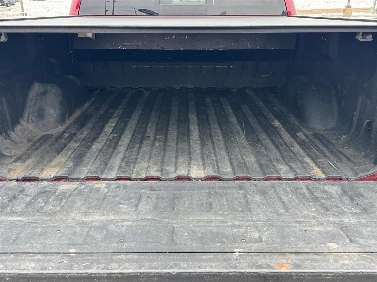 GMC Sierra 1500 4WD Crew Cab 143.5" Denali 2016