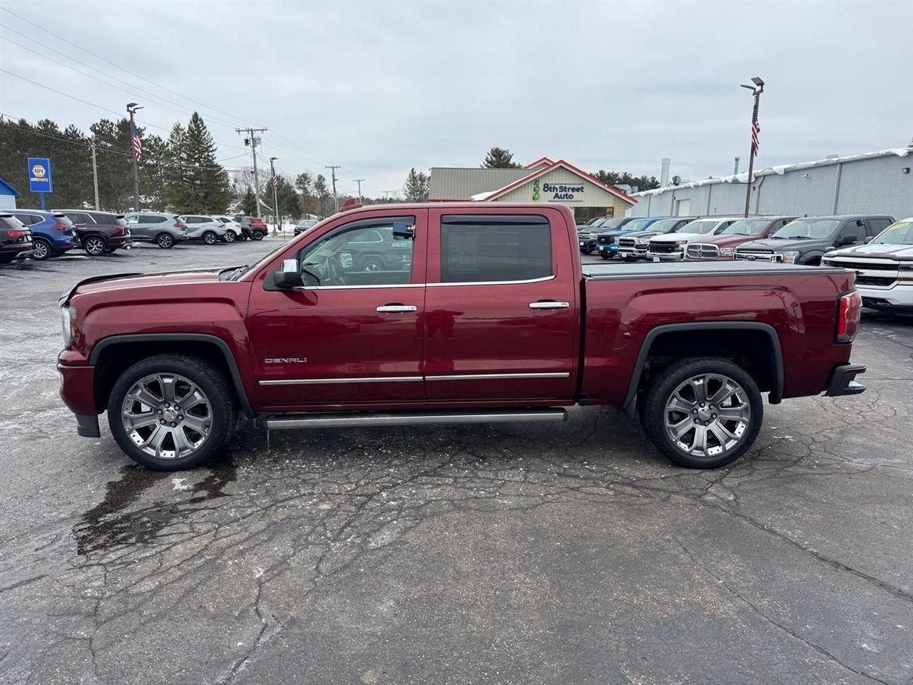 GMC Sierra 1500 4WD Crew Cab 143.5" Denali 2016