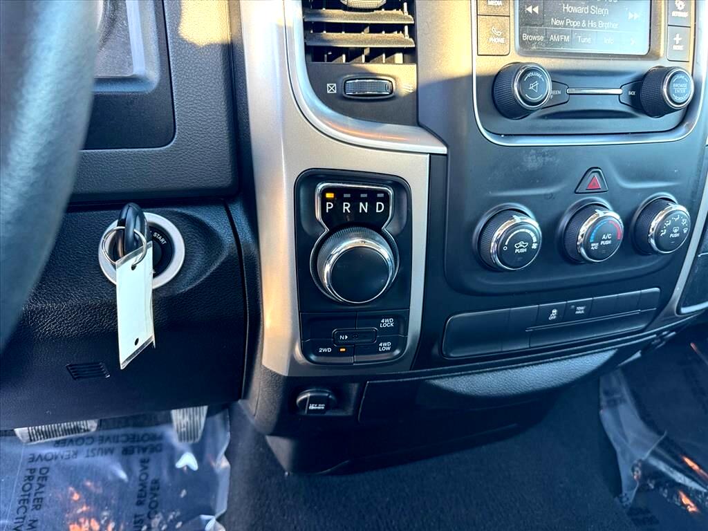 RAM 1500 Classic SLT 4x4 Reg Cab 8' Box 2019