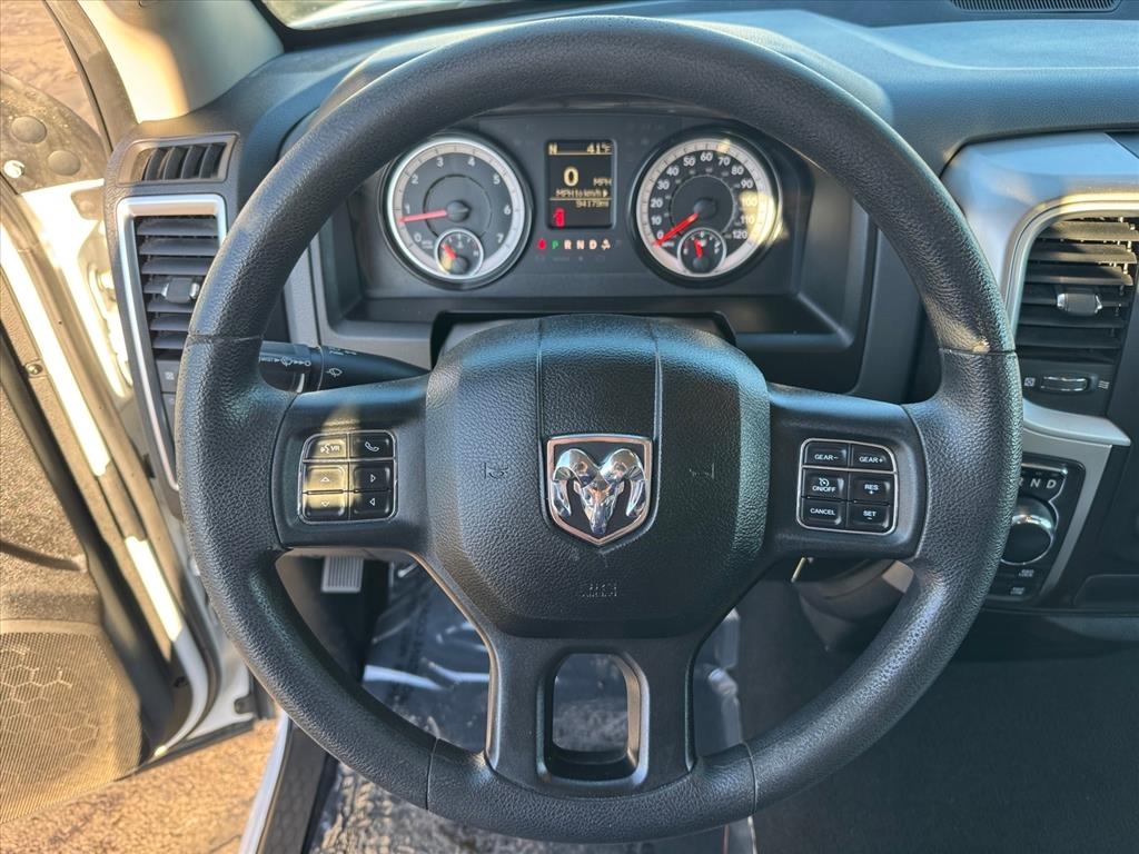 RAM 1500 Classic SLT 4x4 Reg Cab 8' Box 2019