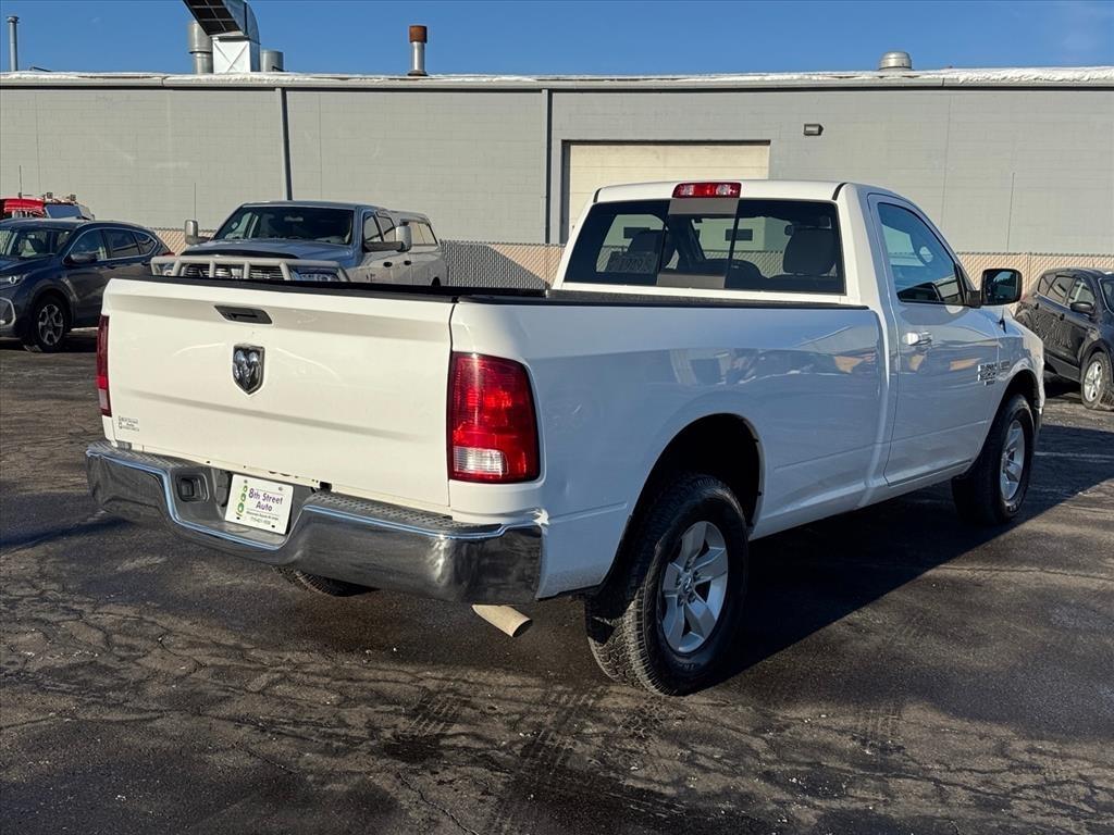 RAM 1500 Classic SLT 4x4 Reg Cab 8' Box 2019