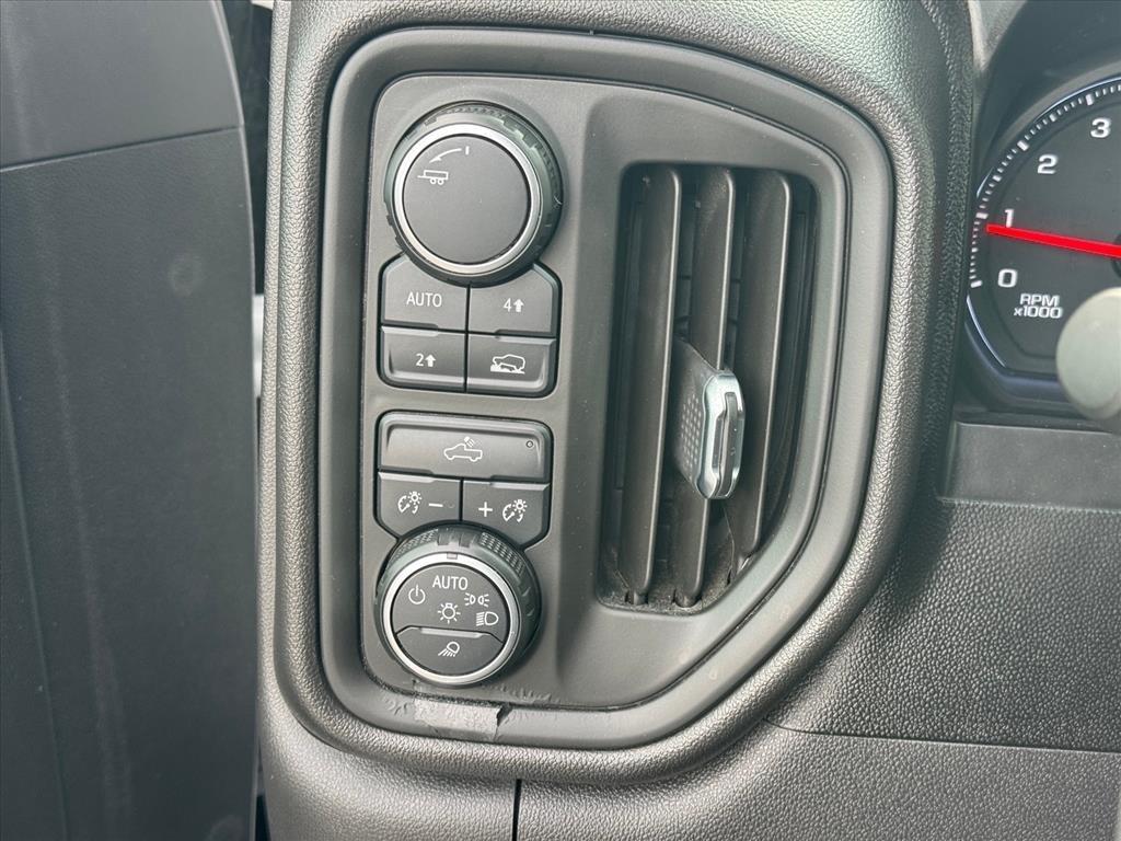 Chevrolet Silverado 1500 4WD Crew Cab 147" Work Truck 2021