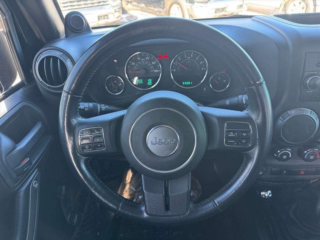 Jeep Wrangler Unlimited 4WD 4dr Sport 2012