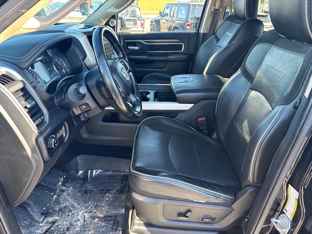 RAM 2500 Laramie 4x4 Crew Cab 6'4" Box 2020