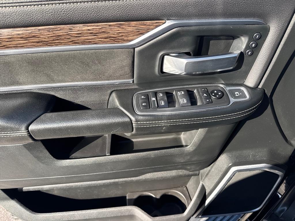 RAM 2500 Laramie 4x4 Crew Cab 6'4" Box 2020