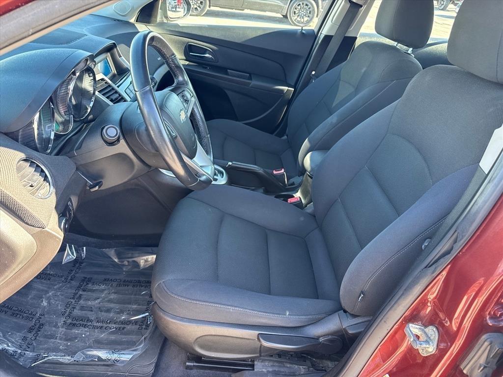 Chevrolet Cruze 4dr Sdn LT w/1LT 2012