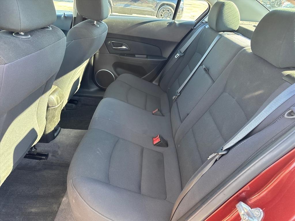 Chevrolet Cruze 4dr Sdn LT w/1LT 2012