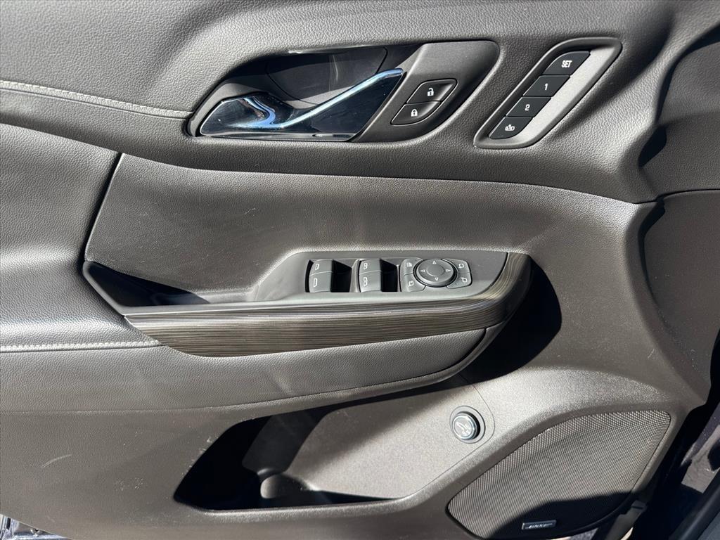 GMC Acadia AWD 4dr SLT 2022