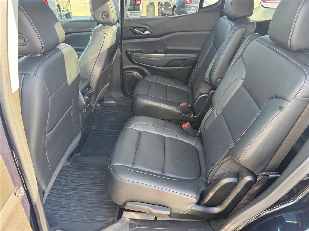 GMC Acadia AWD 4dr SLT 2022