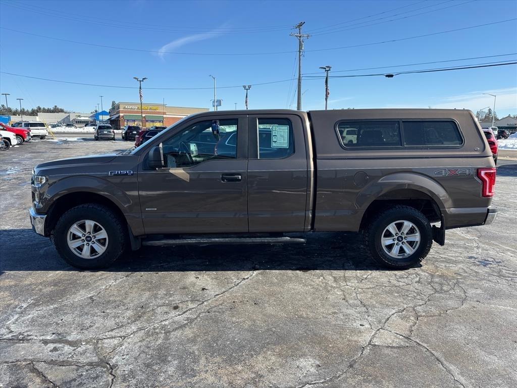 Ford F-150 4WD SuperCab 145" Lariat 2016
