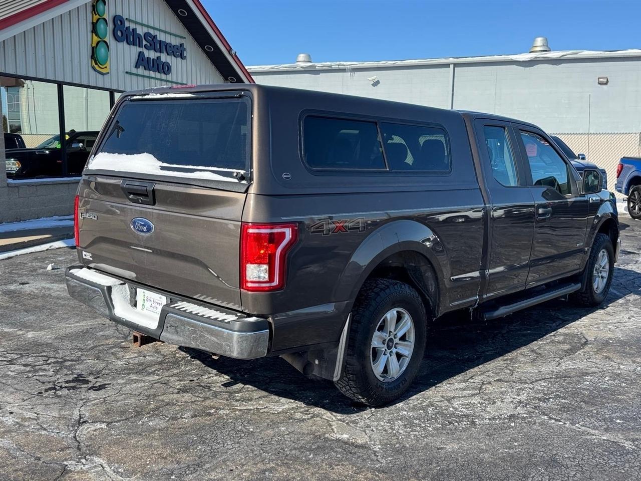 Ford F-150 4WD SuperCab 145" Lariat 2016