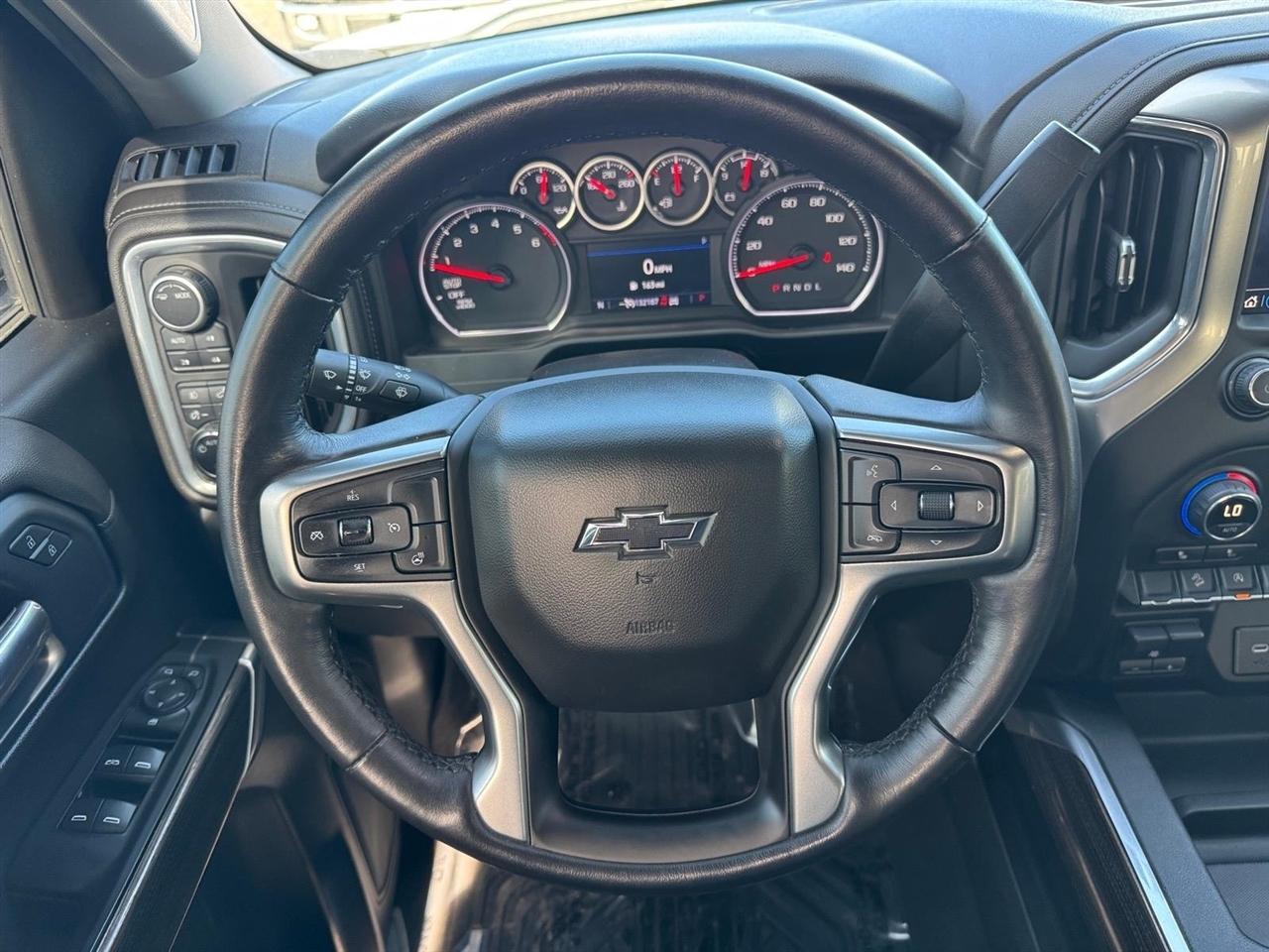 Chevrolet Silverado 1500 4WD Crew Cab 147" LT Trail Boss 2020