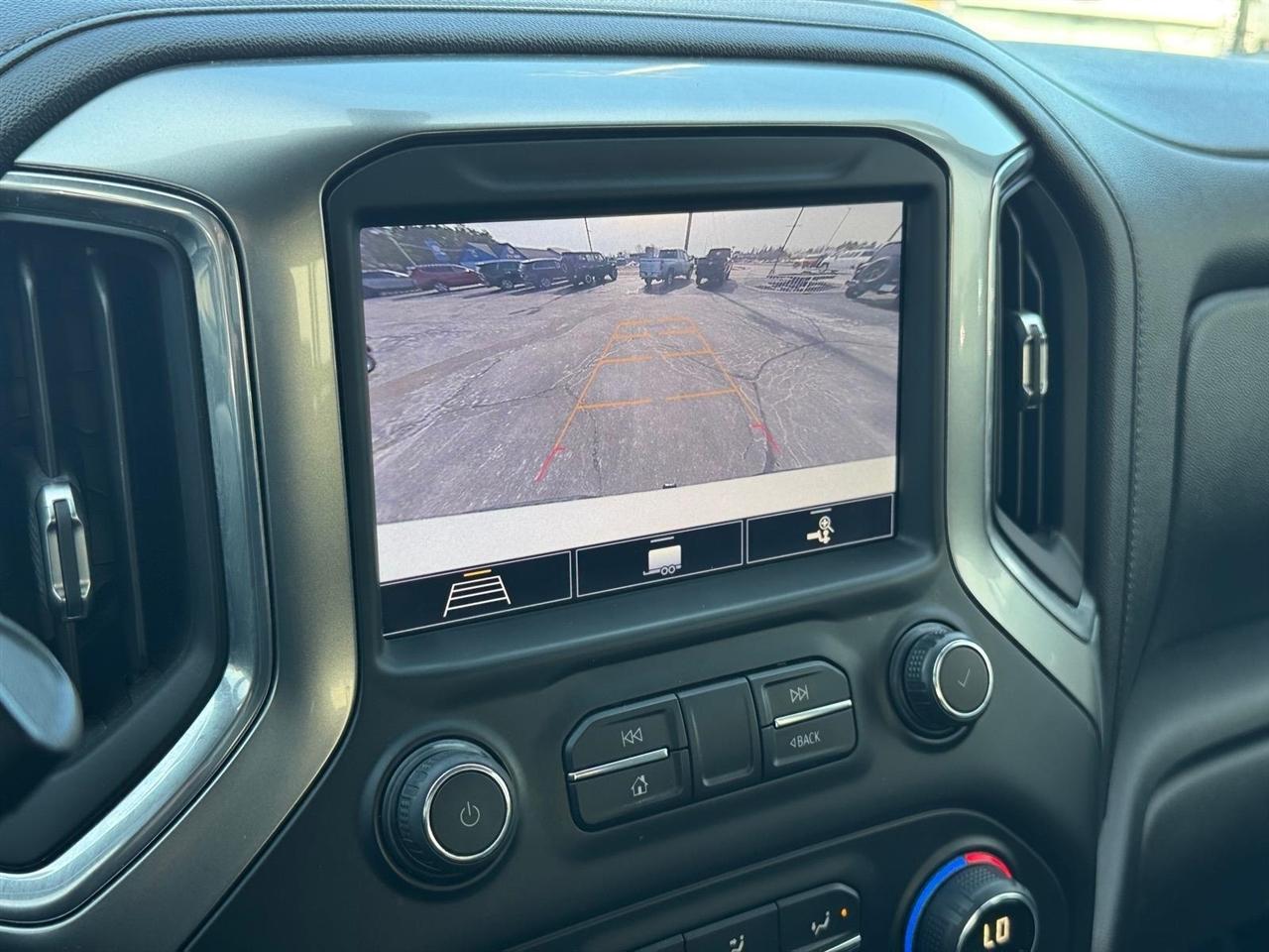 Chevrolet Silverado 1500 4WD Crew Cab 147" LT Trail Boss 2020