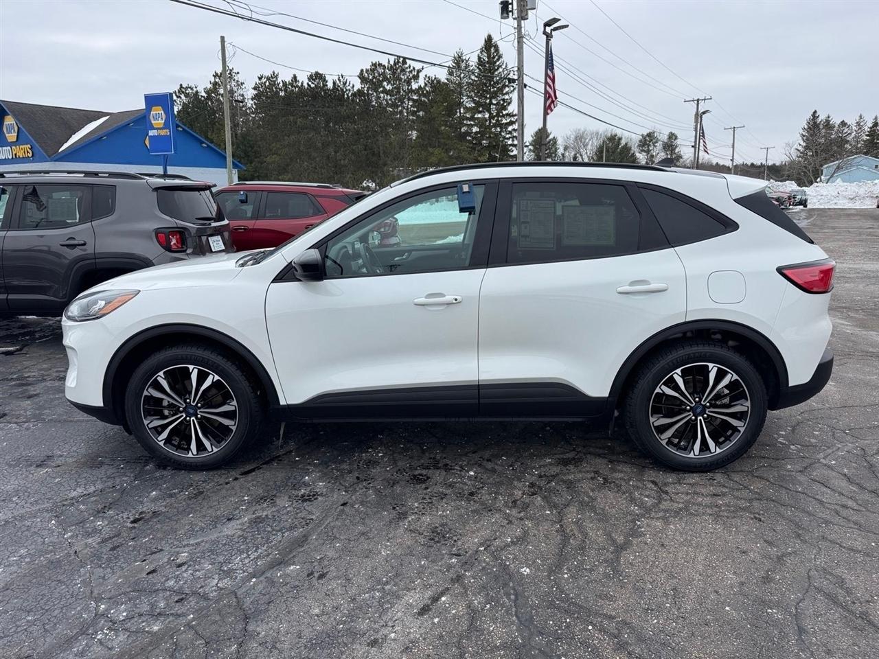 Ford Escape SE AWD 2021