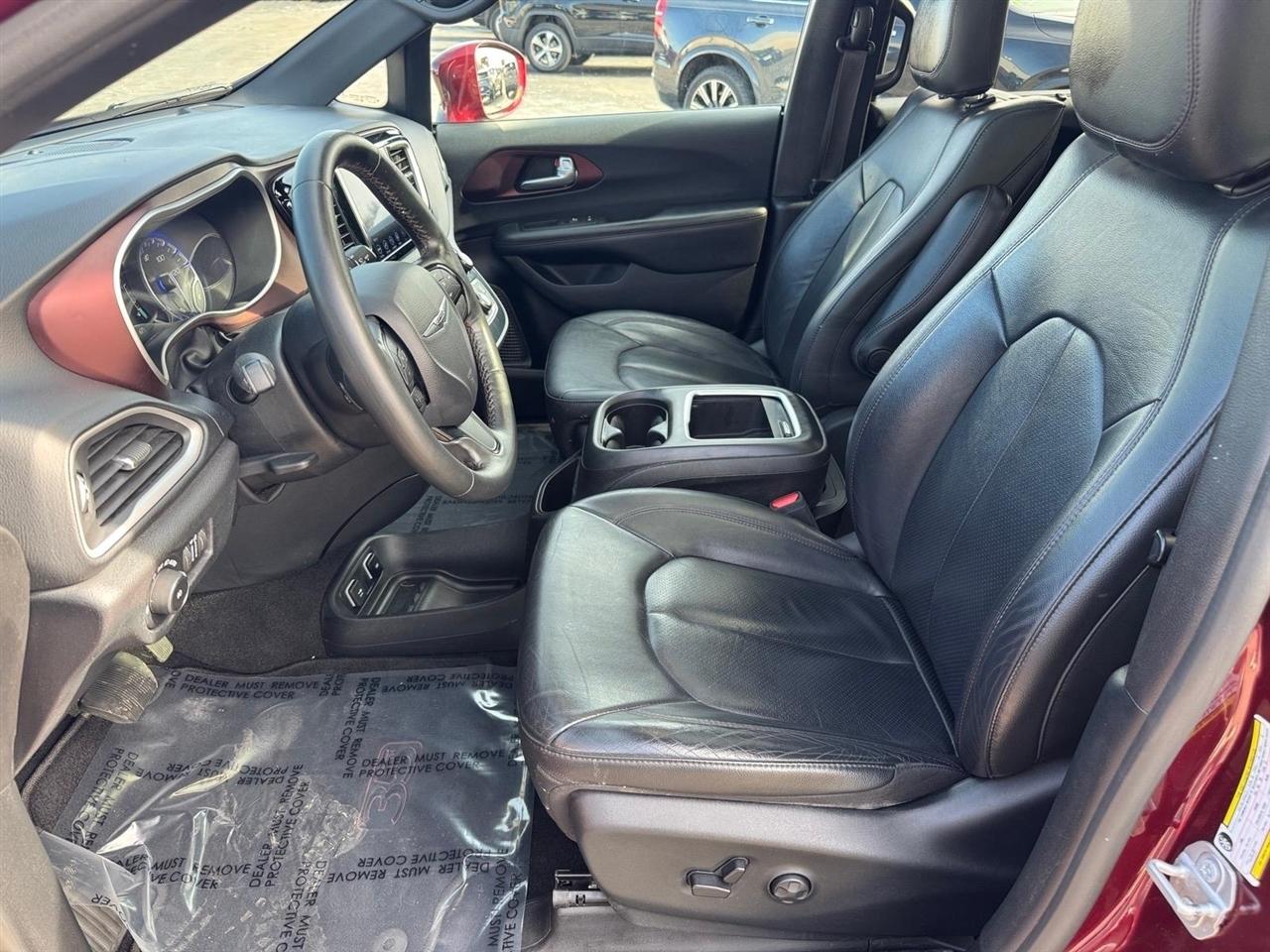 Chrysler Pacifica Touring L Plus 35th Anniversary FWD *Ltd Avail* 2020