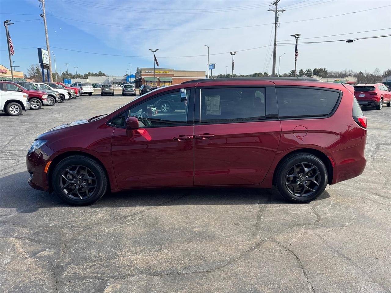 Chrysler Pacifica Touring L Plus 35th Anniversary FWD *Ltd Avail* 2020