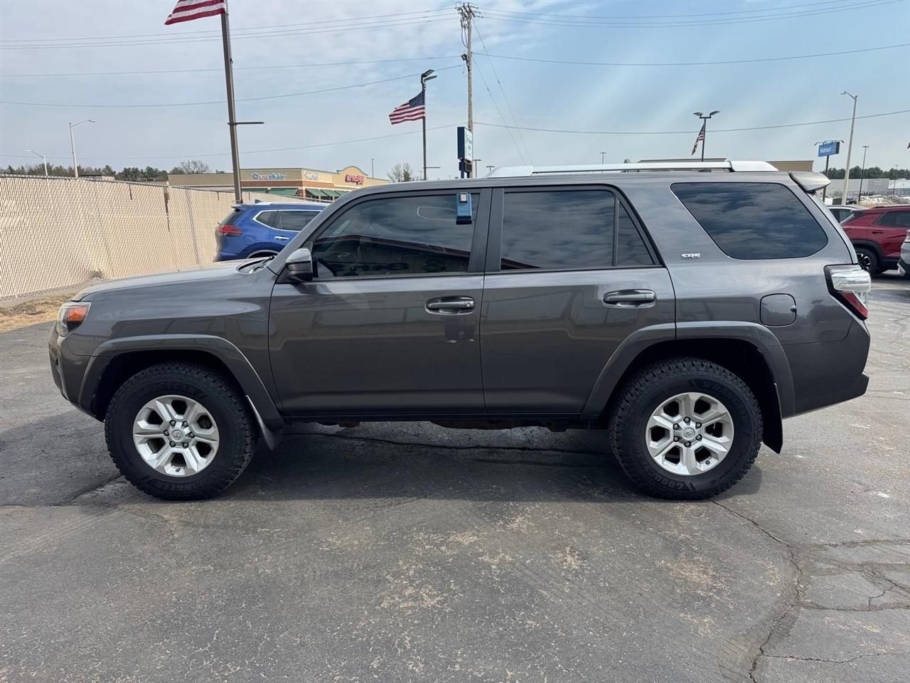 Toyota 4Runner 4WD 4dr V6 Trail Premium (Natl) 2014