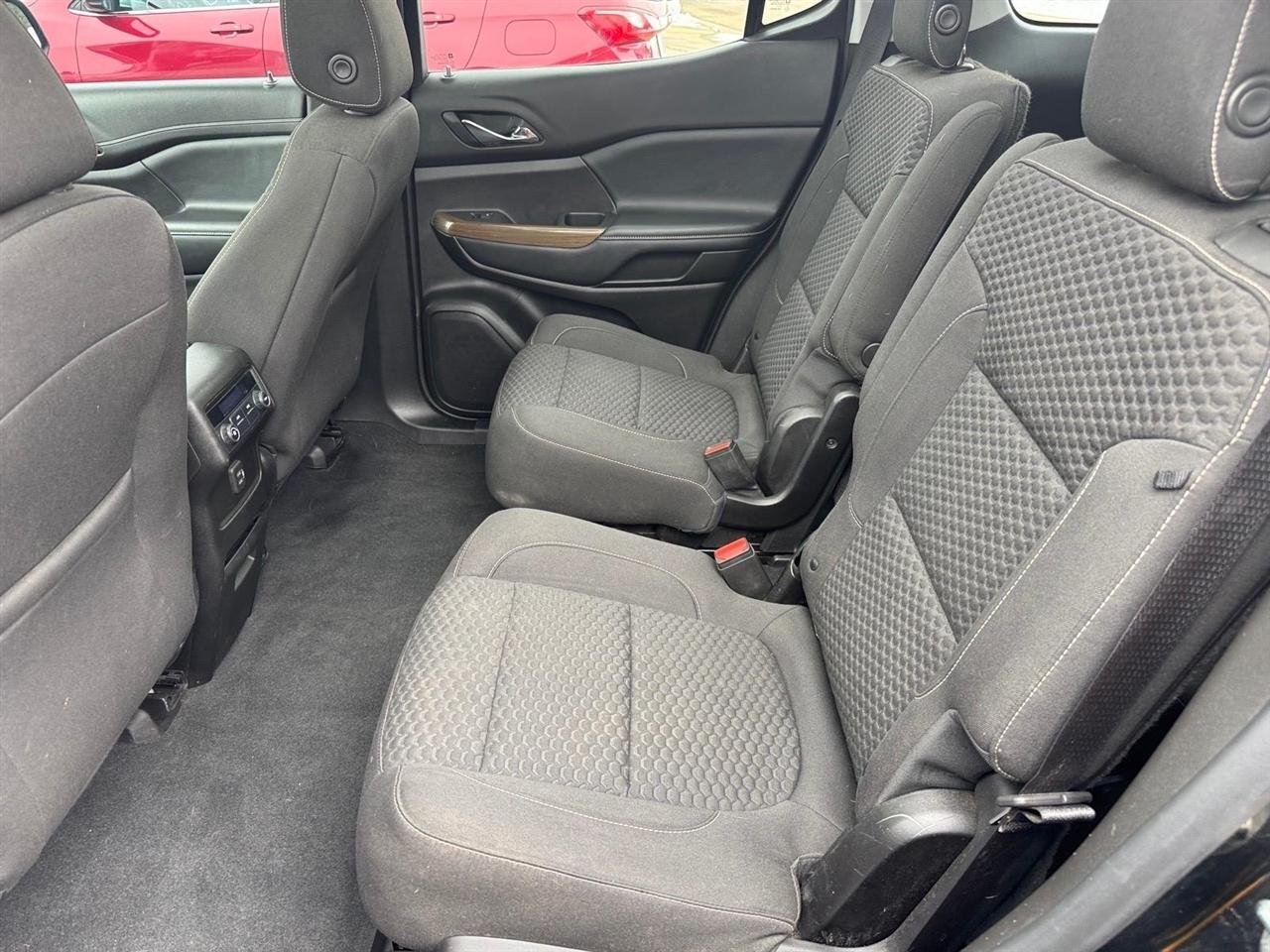 GMC Acadia AWD 4dr SLE w/SLE-2 2019