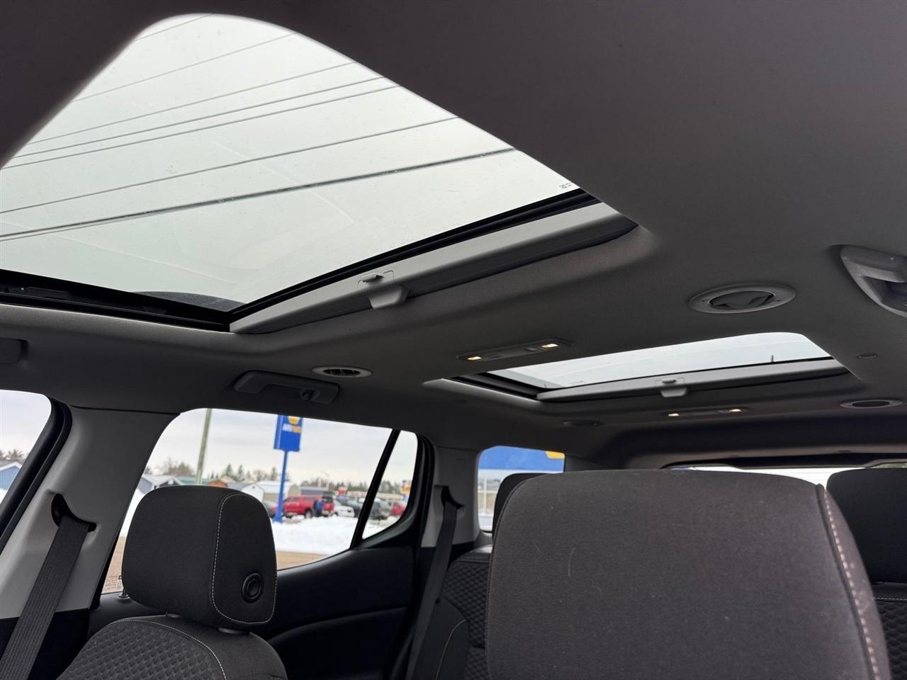 GMC Acadia AWD 4dr SLE w/SLE-2 2019