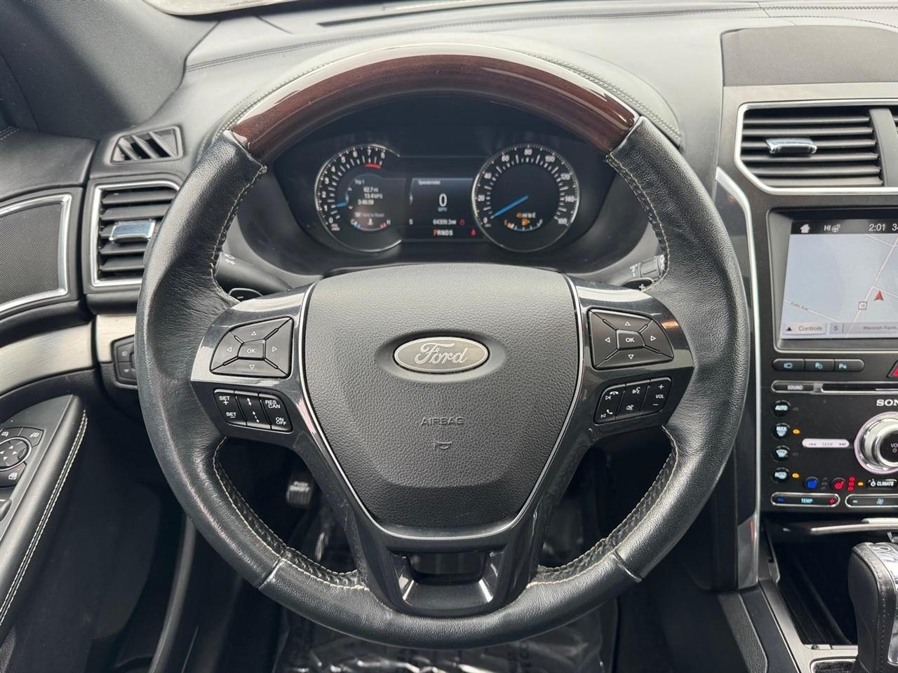 Ford Explorer Platinum 4WD 2018