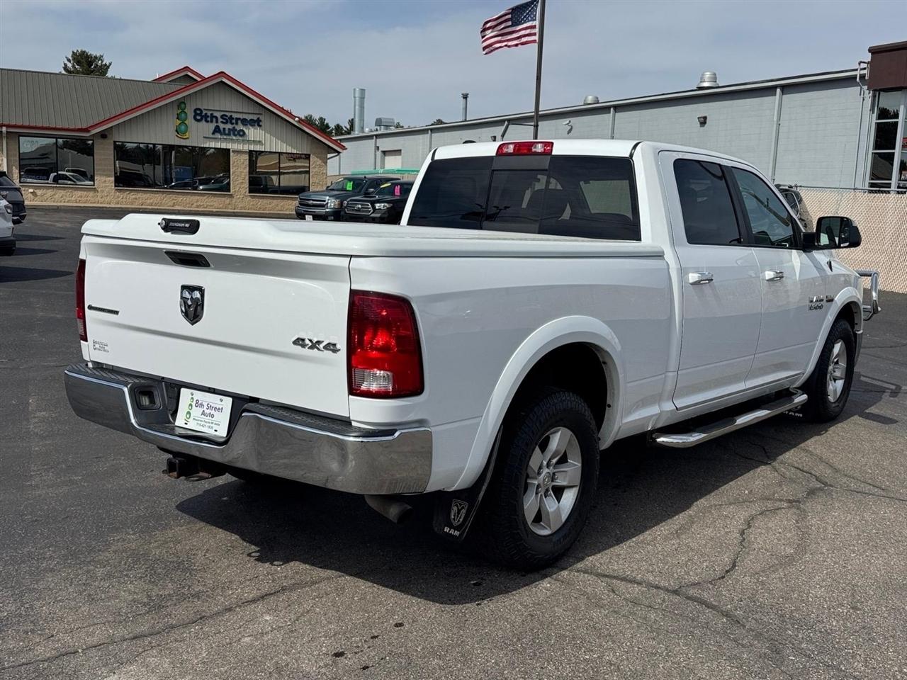 RAM 1500 4WD Crew Cab 149" Outdoorsman 2014