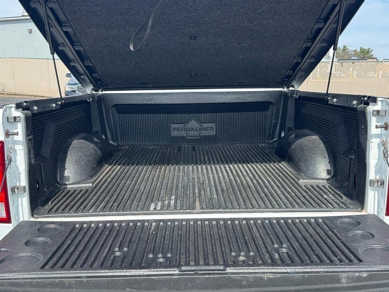 RAM 1500 4WD Crew Cab 149" Outdoorsman 2014