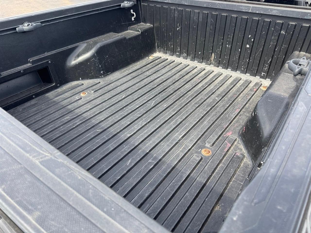 Toyota Tacoma 4WD Double Cab V6 MT TRD Off Road (Natl) 2016