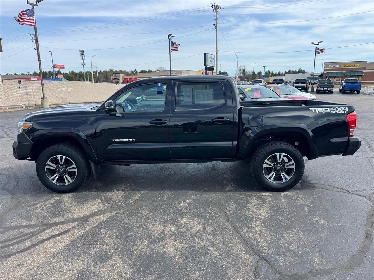 Toyota Tacoma 4WD Double Cab V6 MT TRD Off Road (Natl) 2016
