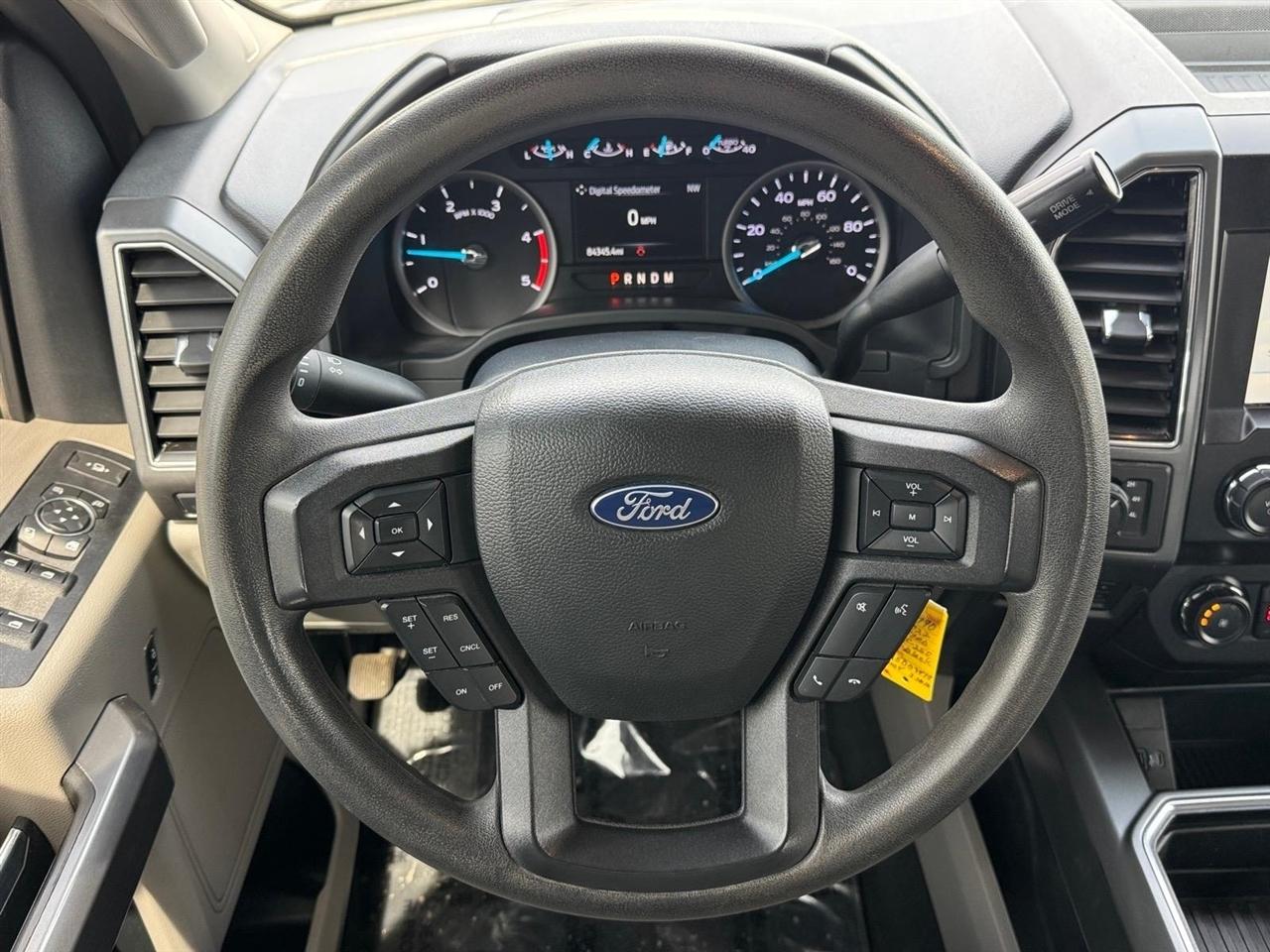 Ford Super Duty F-250 SRW XLT 4WD Crew Cab 6.75' Box 2022