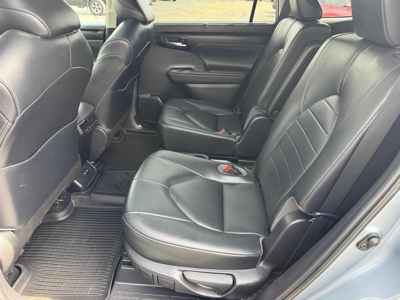 Toyota Highlander XLE AWD (Natl) 2020