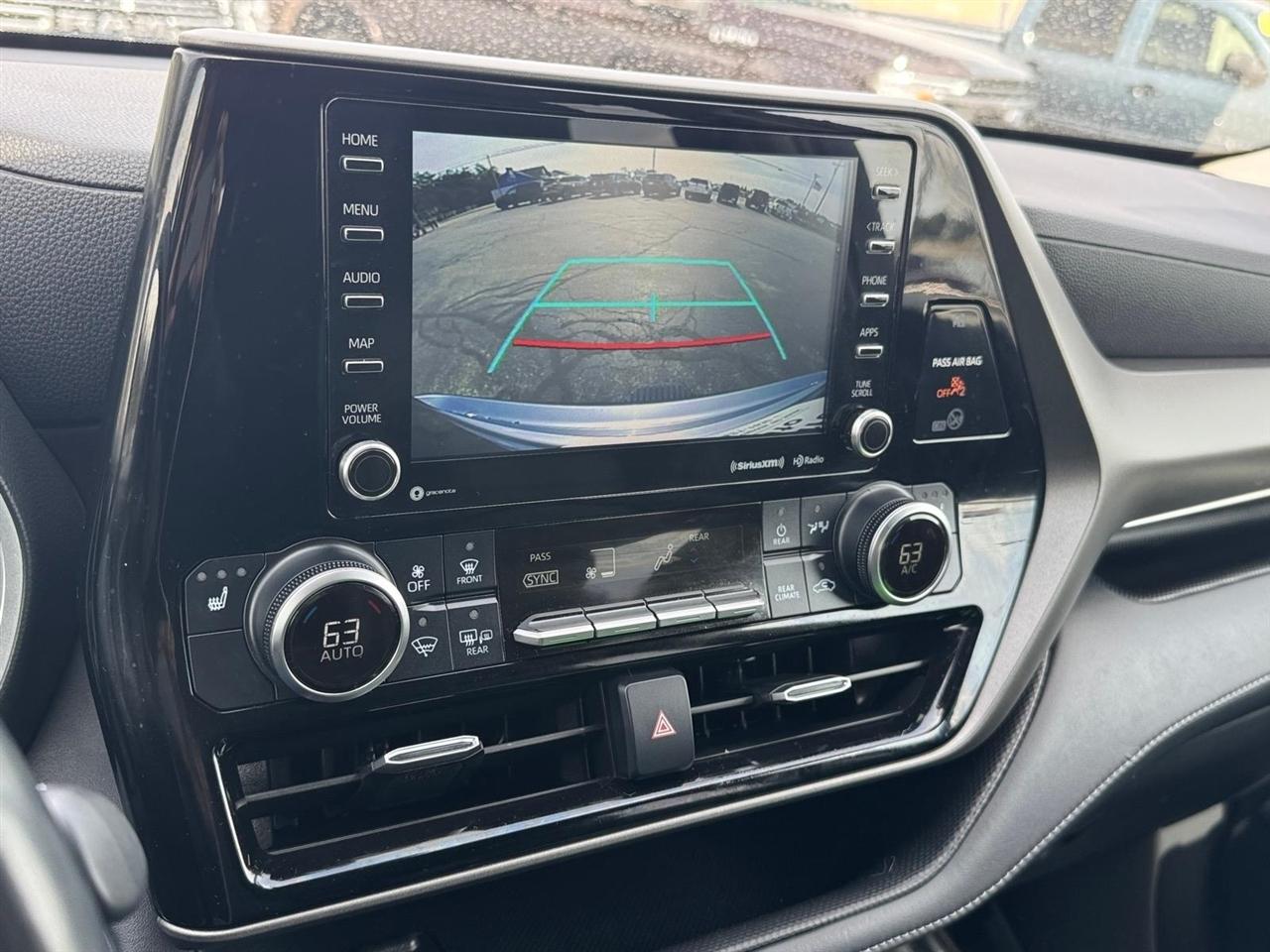 Toyota Highlander XLE AWD (Natl) 2020