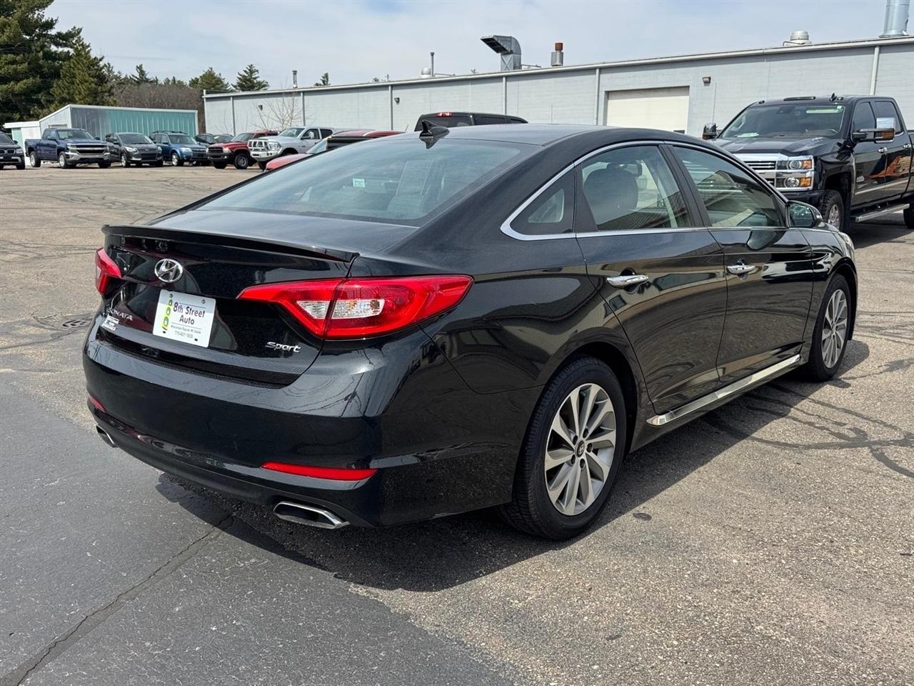 Hyundai Sonata Sport 2.4L 2017