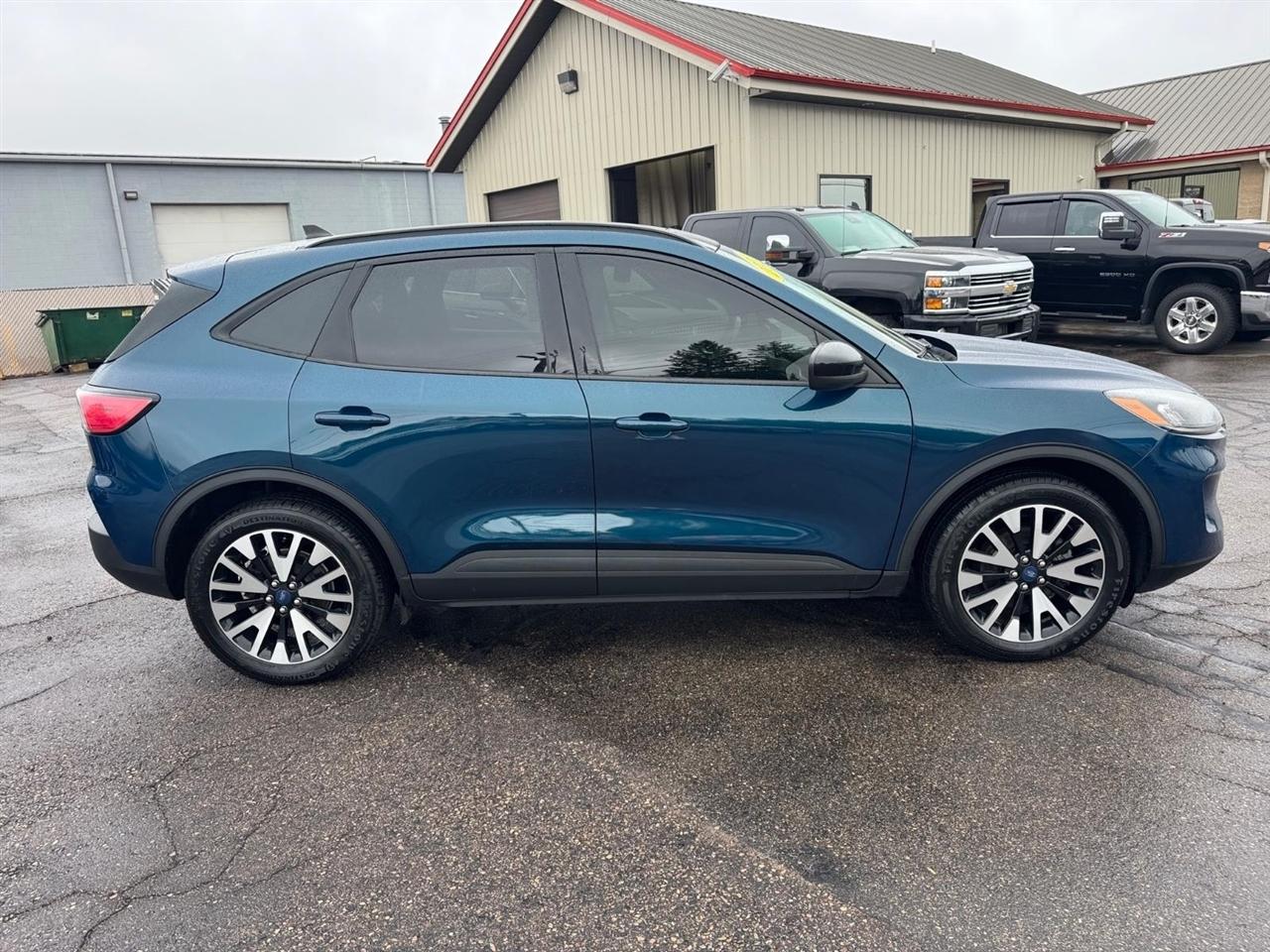 Ford Escape SE Sport Hybrid AWD 2020