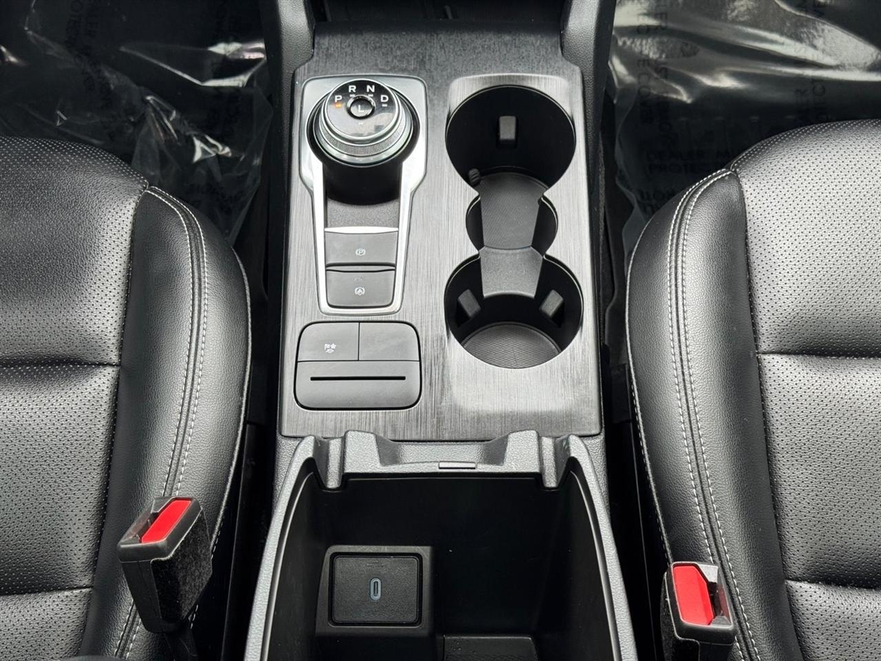 Ford Escape SE Sport Hybrid AWD 2020