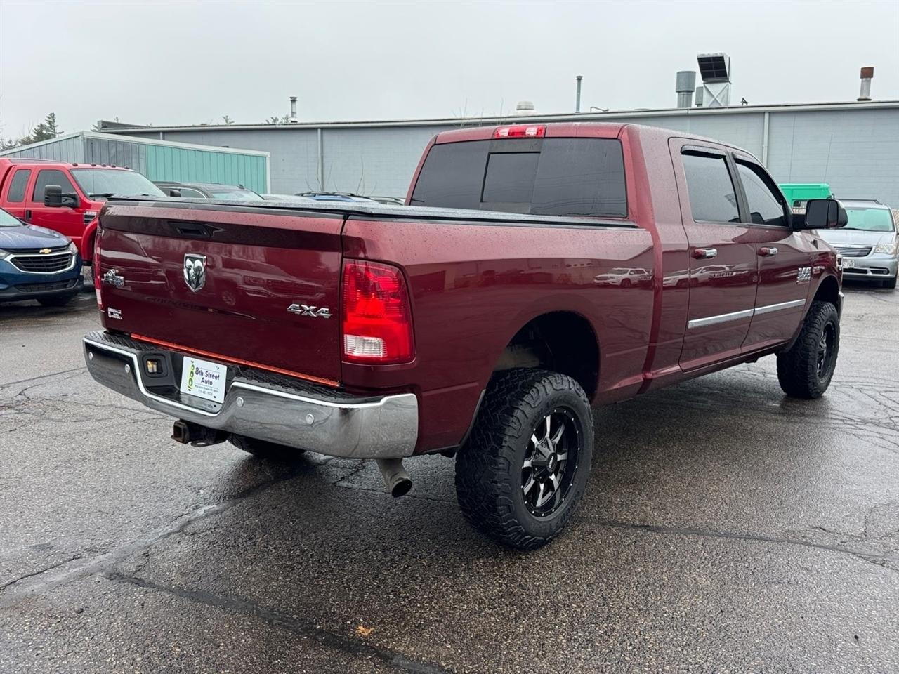 RAM 2500 4WD Mega Cab 160.5" Big Horn 2016