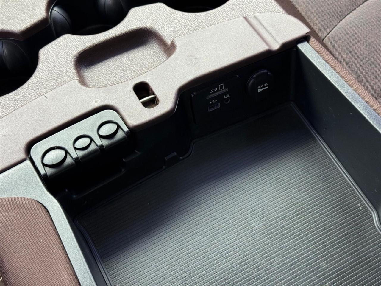 RAM 2500 4WD Mega Cab 160.5" Big Horn 2016