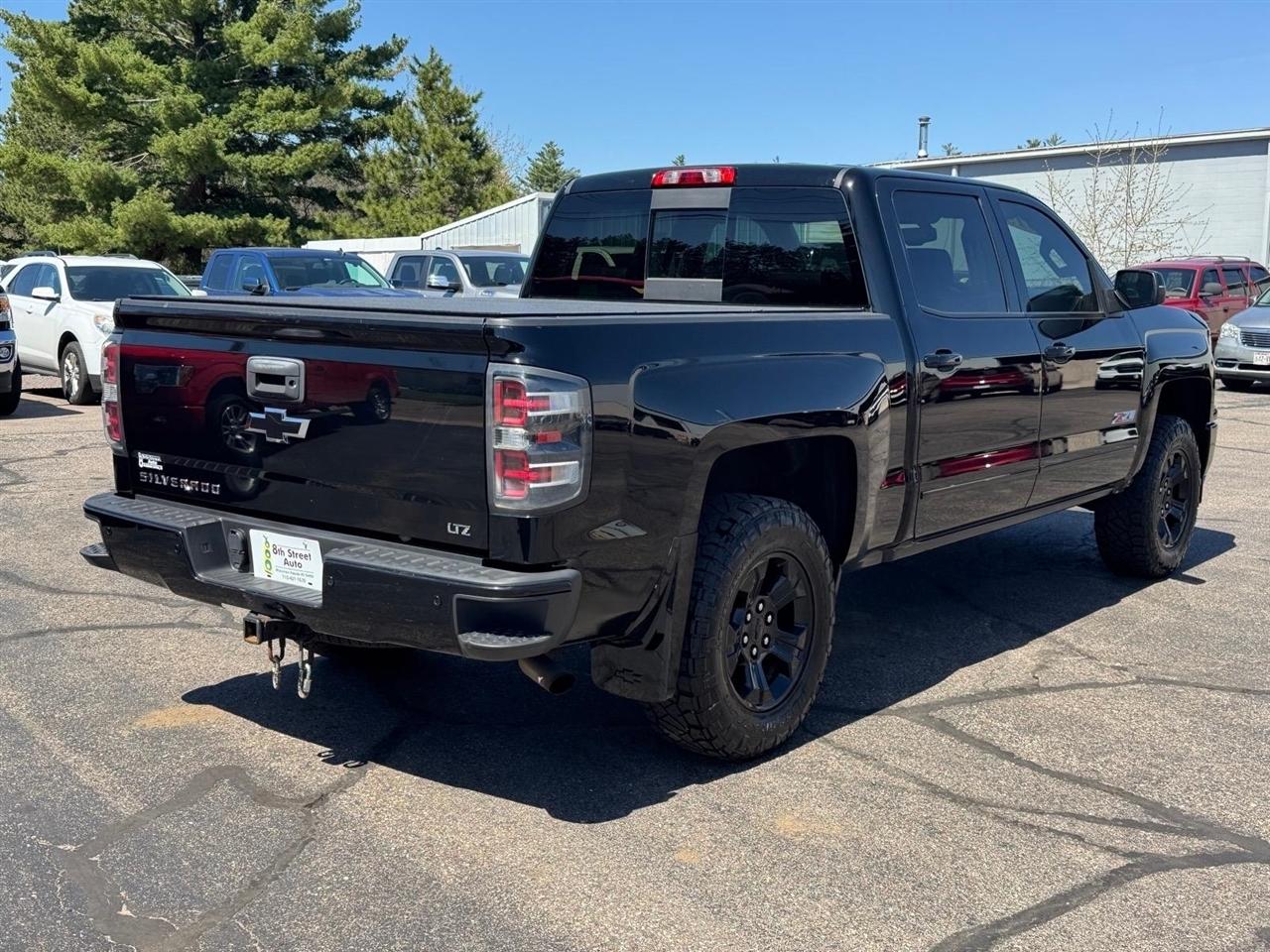 Chevrolet Silverado 1500 4WD Crew Cab 143.5" LTZ w/2LZ 2015