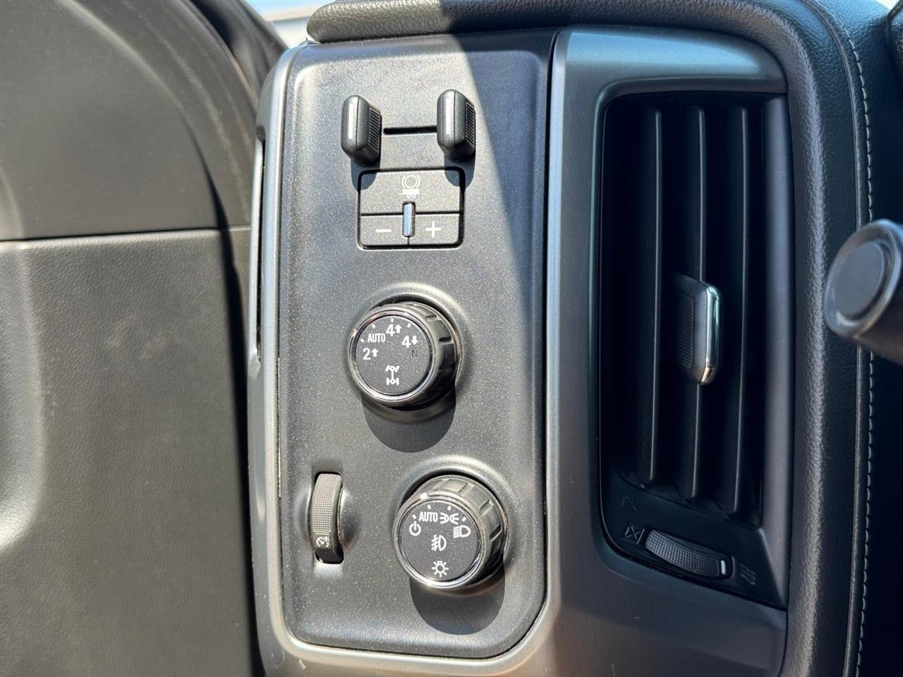 Chevrolet Silverado 1500 4WD Crew Cab 143.5" LTZ w/2LZ 2015