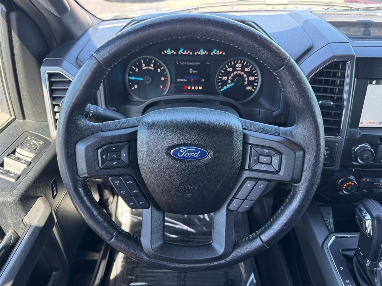 Ford F-150 Lariat 4WD SuperCab 8' Box 2018