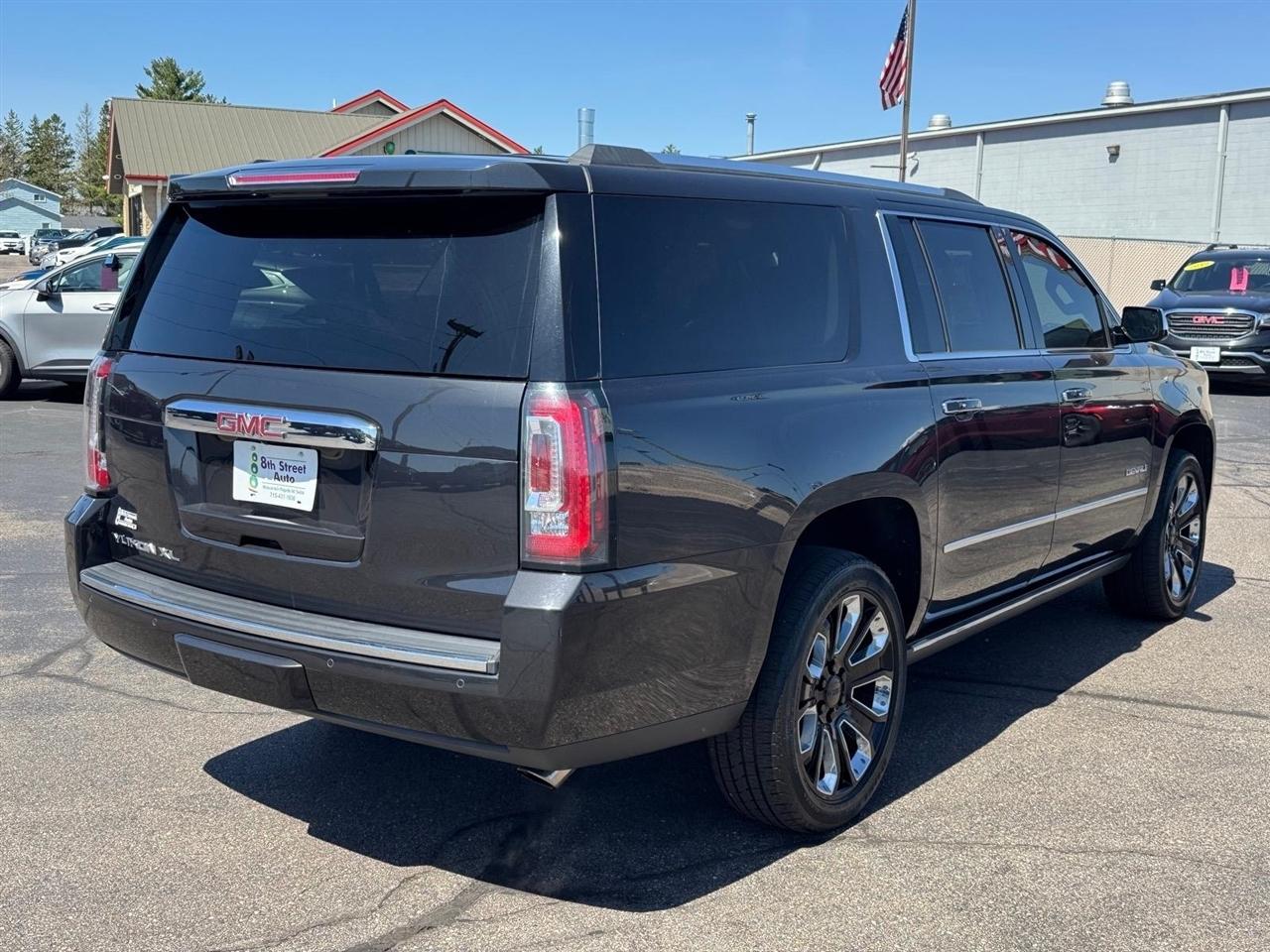 GMC Yukon XL 4WD 4dr Denali 2020