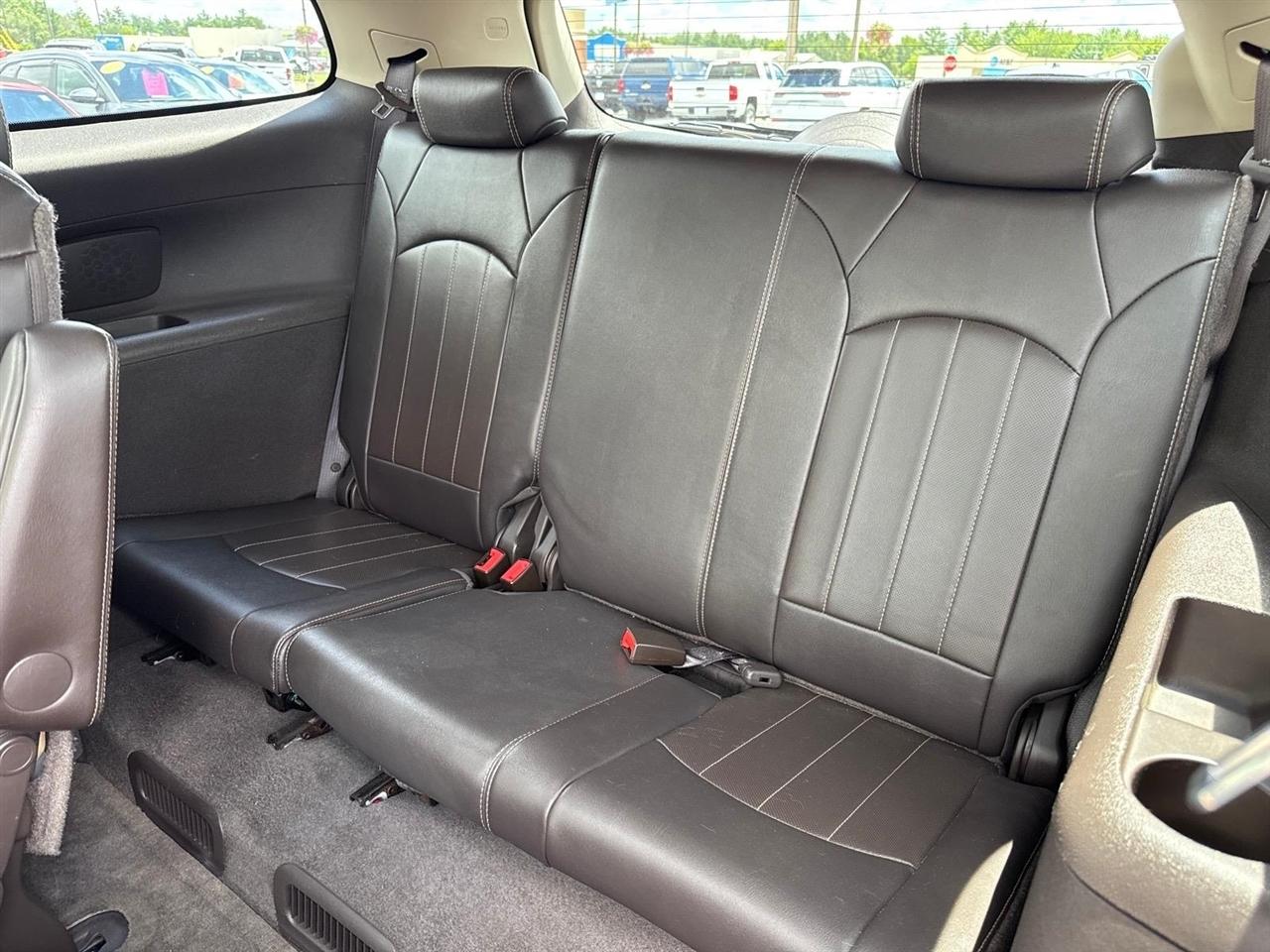 Buick Enclave AWD 4dr Premium 2013