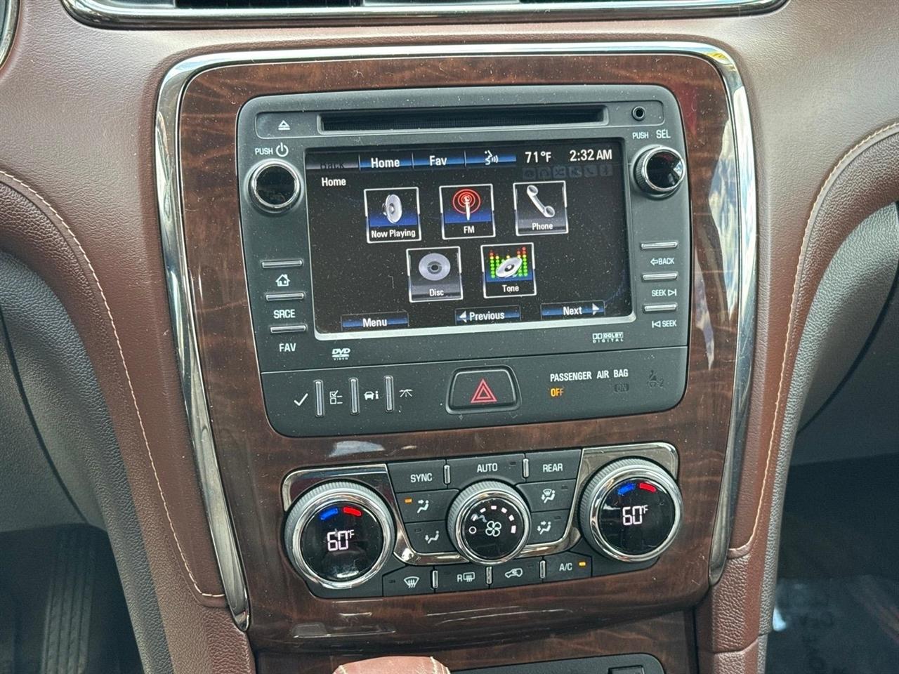 Buick Enclave AWD 4dr Premium 2013