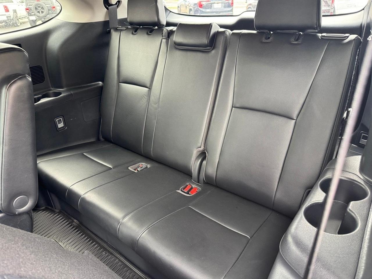 Toyota Highlander XLE AWD (Natl) 2022